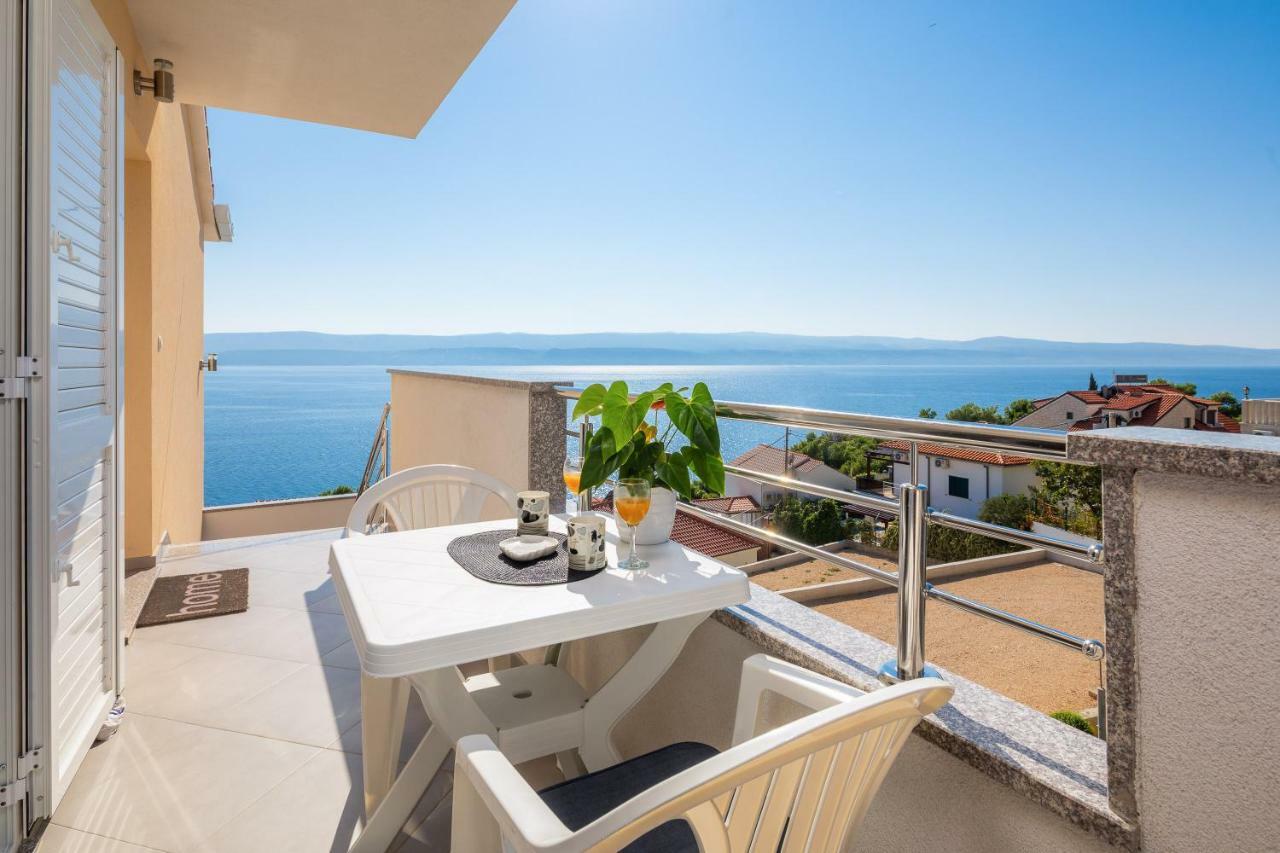 Fba Family Beach Apartments Omiš Kültér fotó