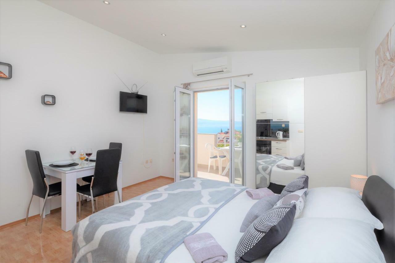 Fba Family Beach Apartments Omiš Kültér fotó